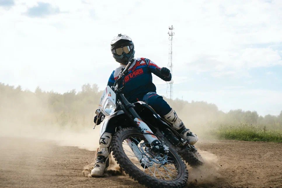SHARMAX Expert "172" 250 V22 enduro