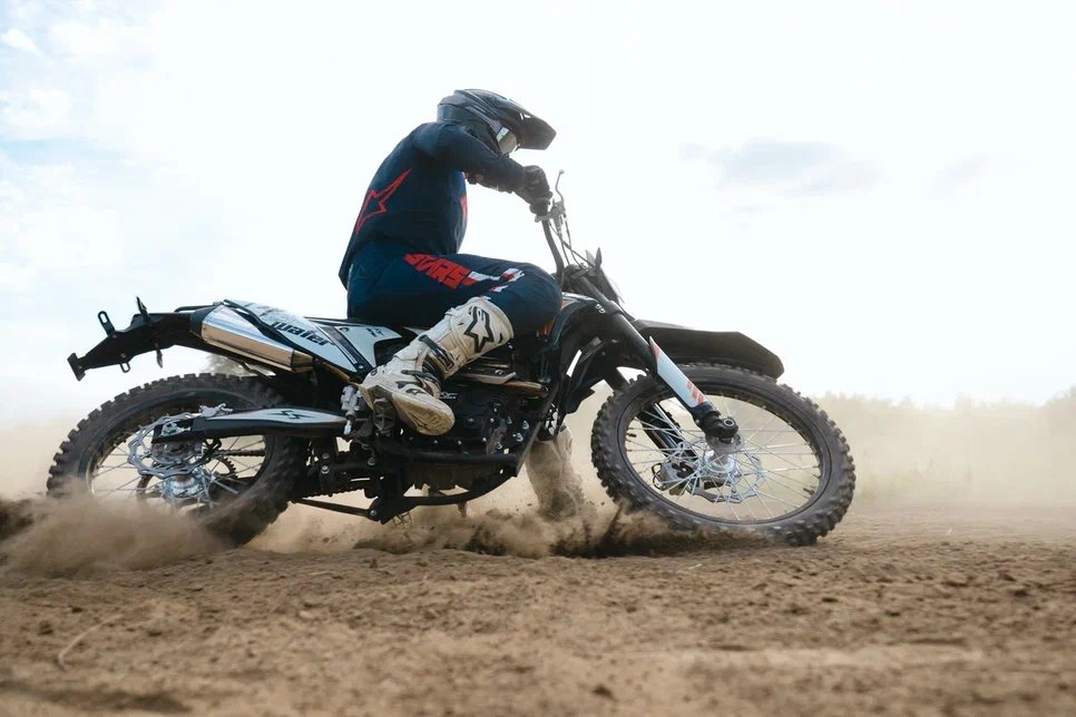 SHARMAX Expert "172" 250 V22 enduro