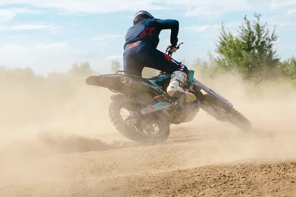 SHARMAX Expert "177" 250 V22 enduro