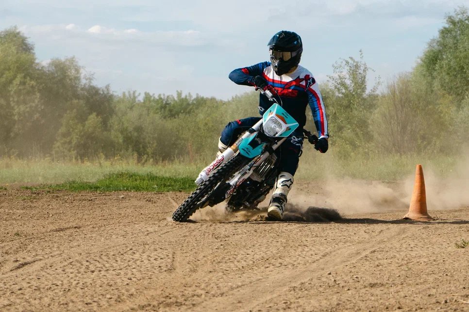 SHARMAX Expert "177" 250 V22 enduro