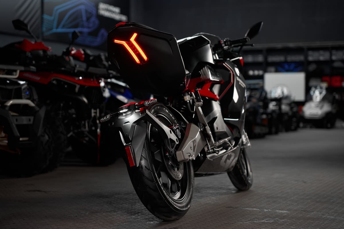 SHARMAX E-GP501