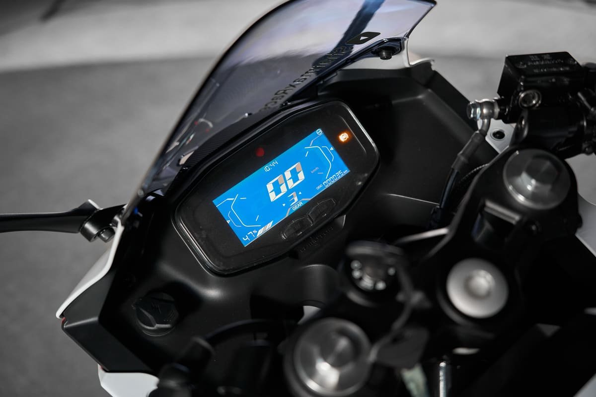 SHARMAX E-GP501