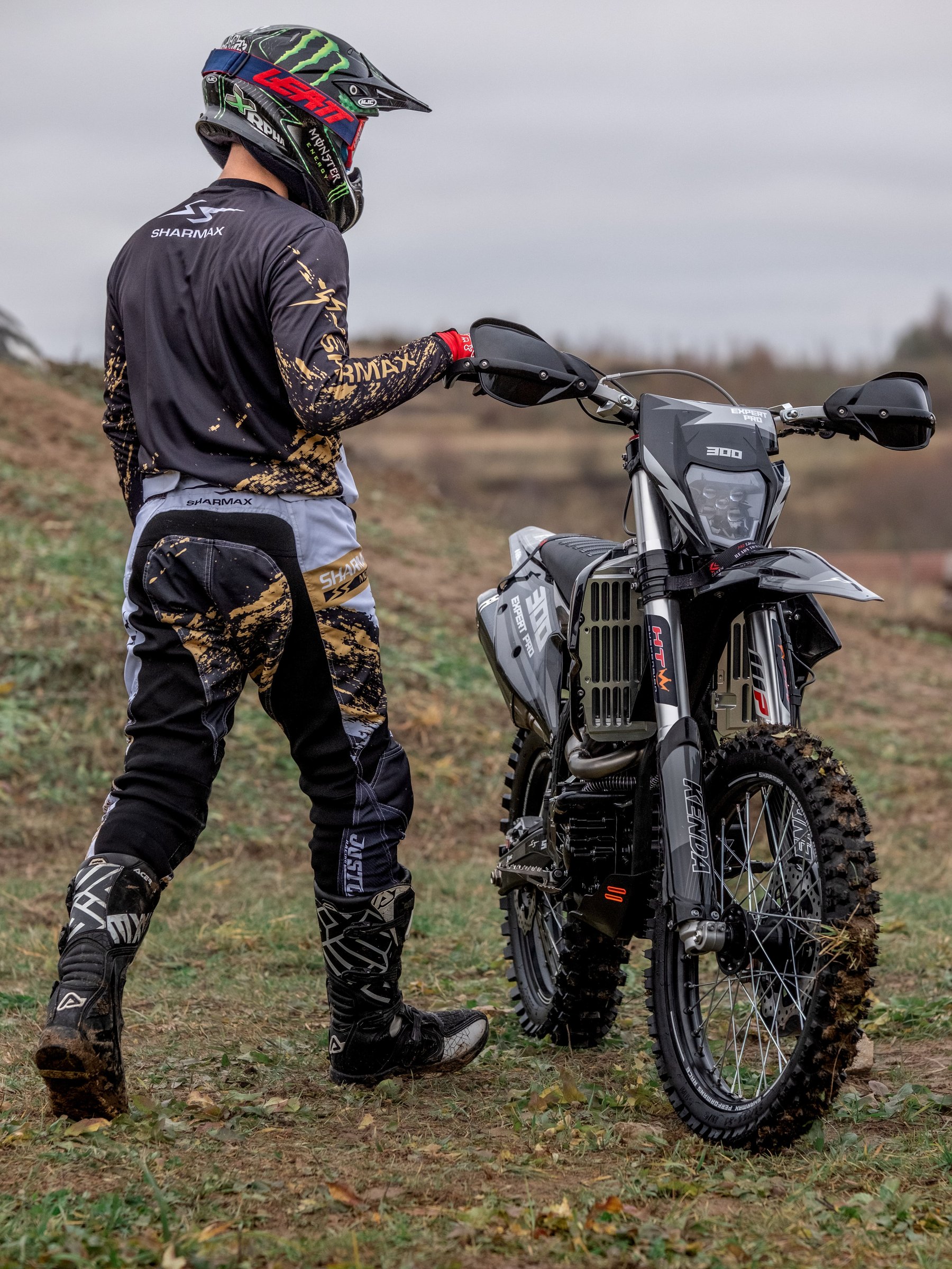 SHARMAX Expert 300 enduro