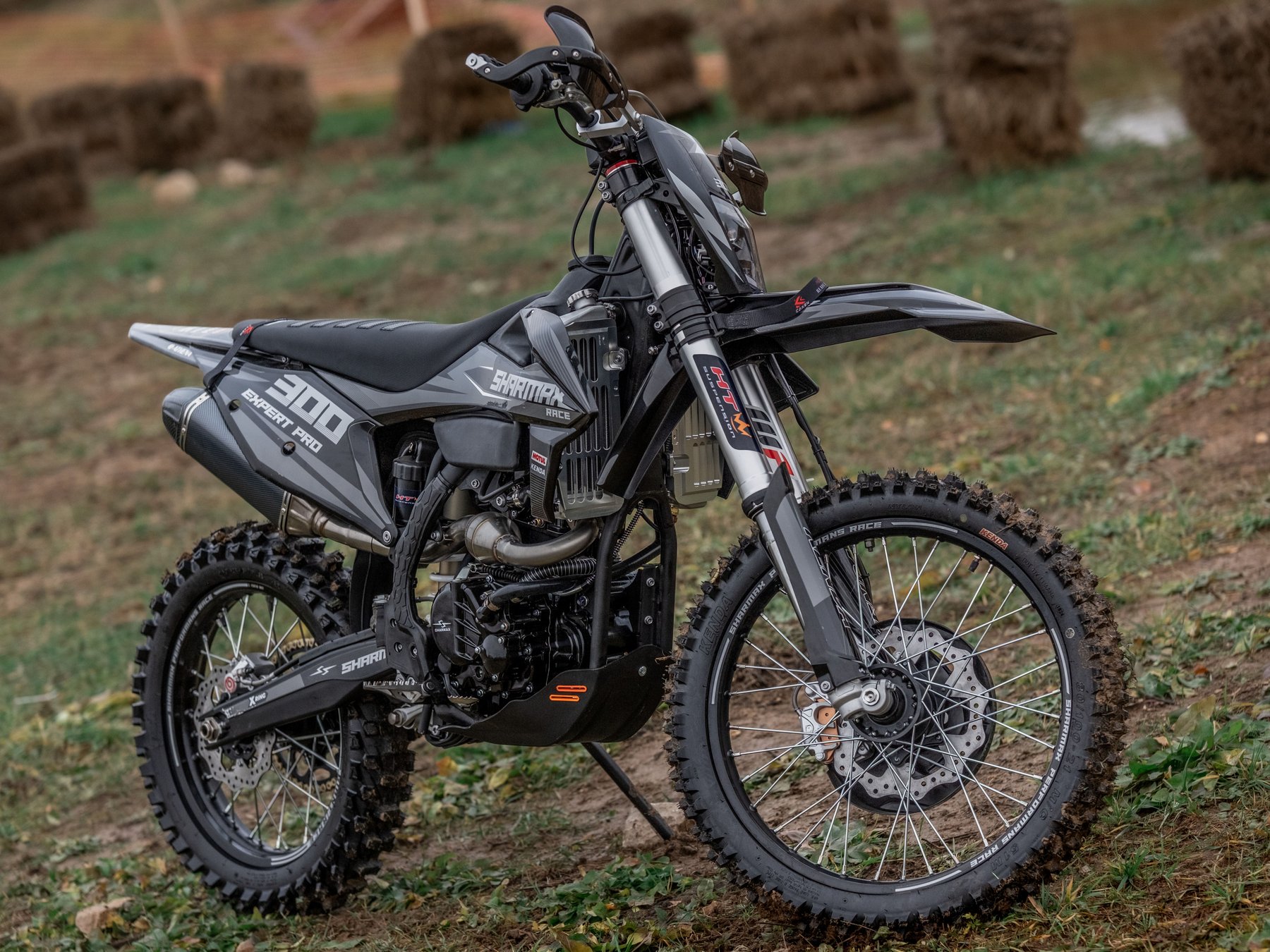 SHARMAX Expert 300 enduro