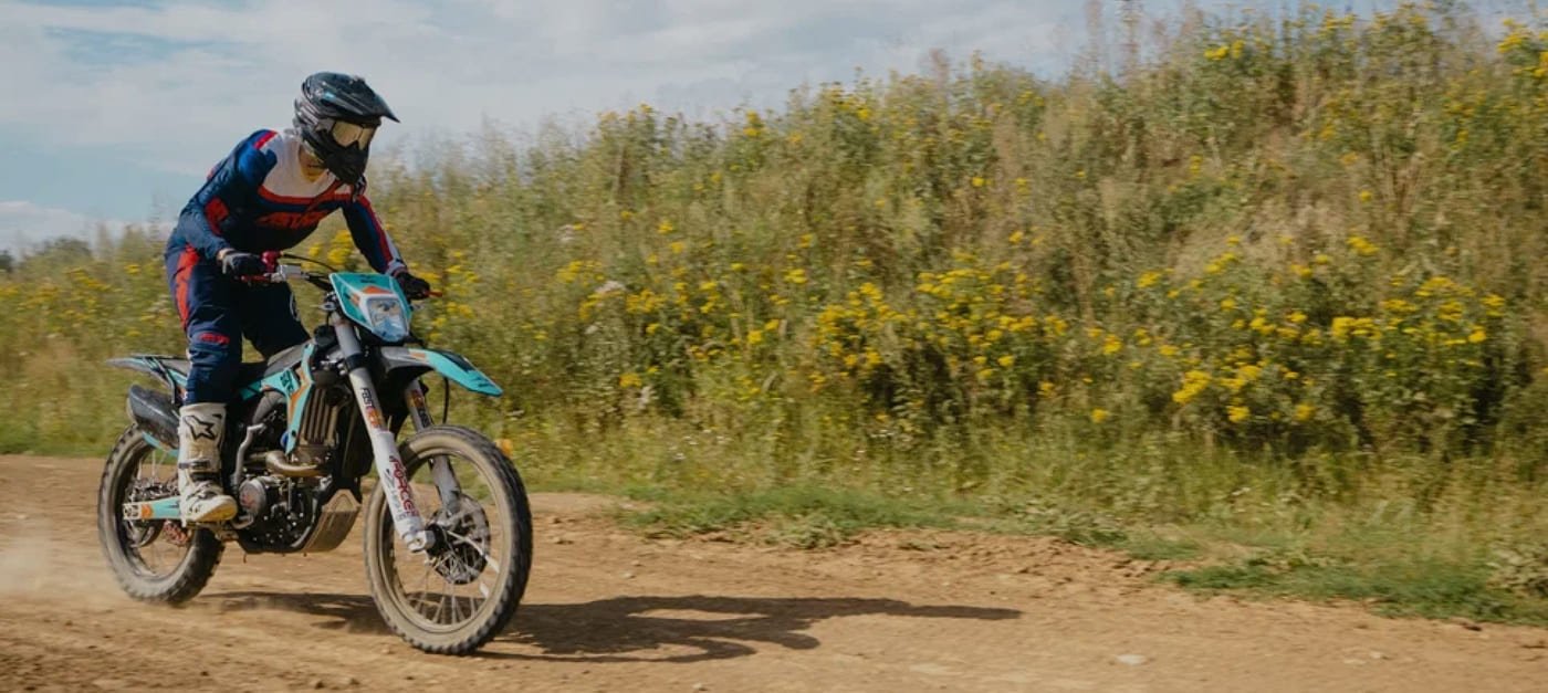 SHARMAX Expert "177" 250 V22 enduro