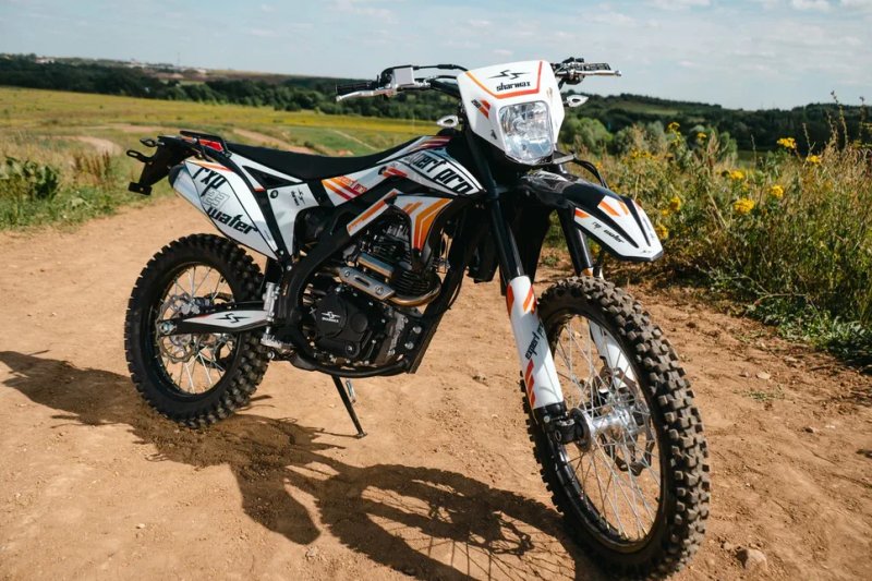 SHARMAX Expert "172" 250 V22 enduro
