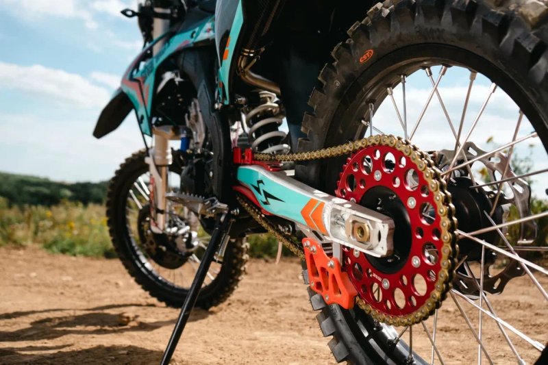 SHARMAX Expert "177" 250 V22 enduro