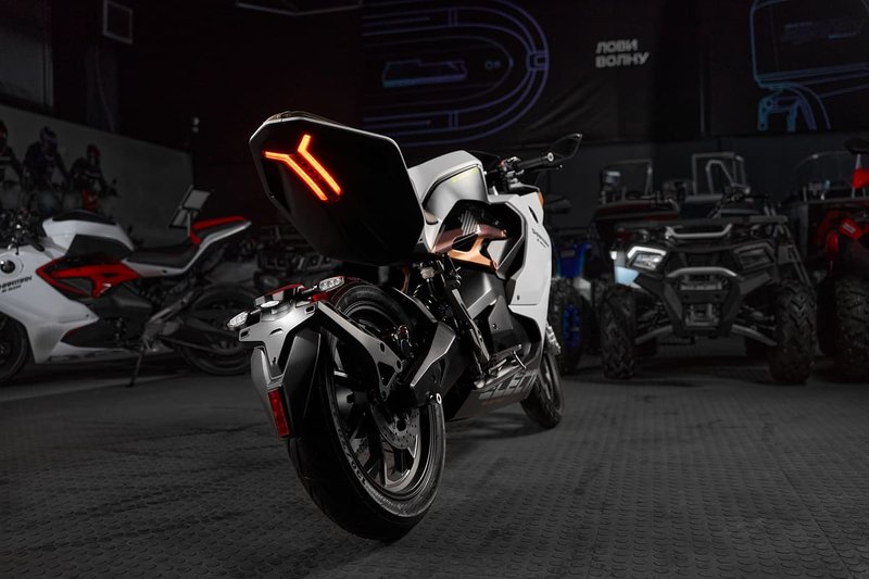 SHARMAX E-GP501