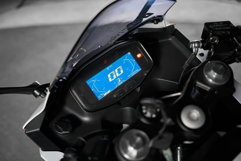 SHARMAX E-GP501