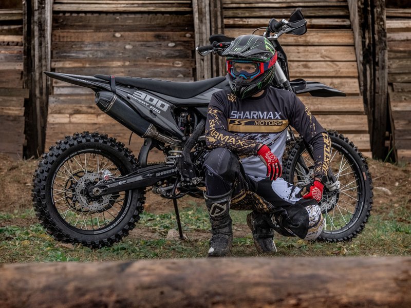 SHARMAX Expert 300 enduro