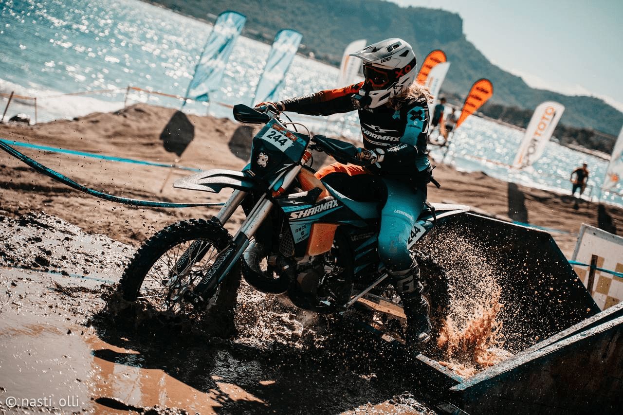 Светлана Лавренчик и Sharmax Motors: триумф на этапе Чемпионата мира!