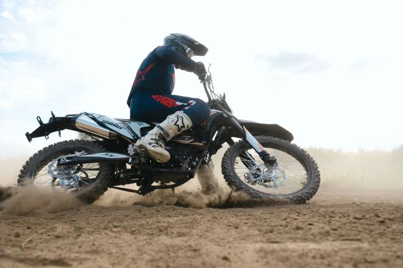 Expert "172" 250 2022