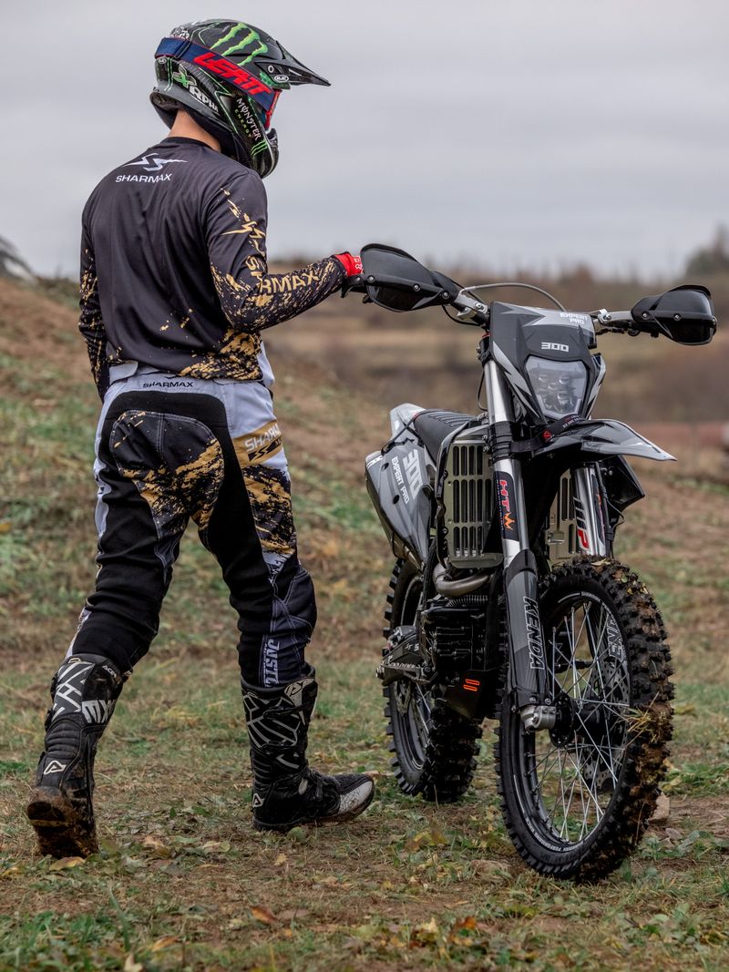 Expert 300