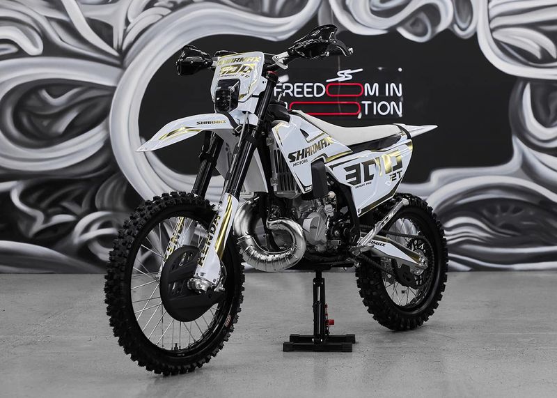 Expert Pro 300 2T Husq Edition