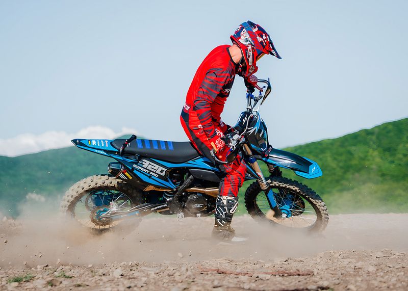 Expert 320