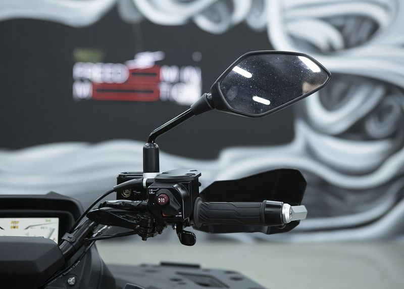 SHARMAX 1100 FORCE LTD 28"